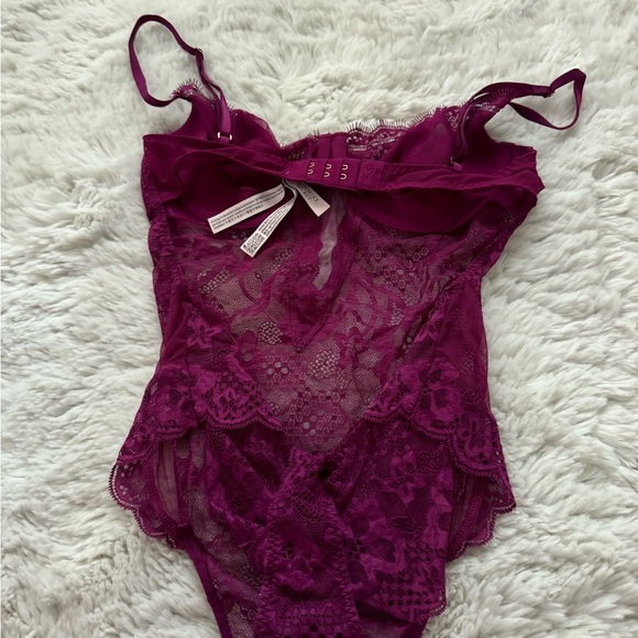 Victoria Secret Bodysuit- never worn. Size M. - Picture 2 of 4